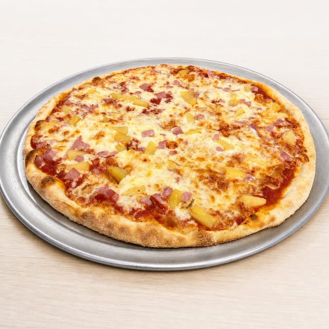 18'' Aloha Hawaiian Pizza.