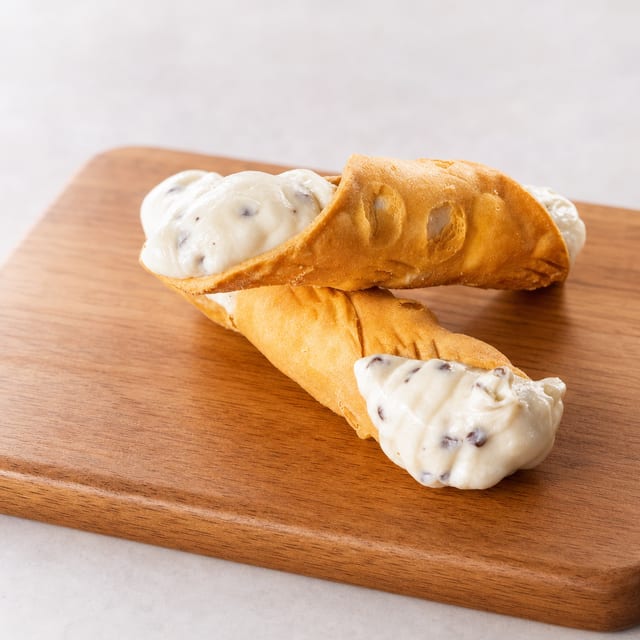 Double Cannoli.